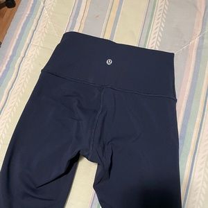 Lululemon Wunder Under HR 21" in Navy